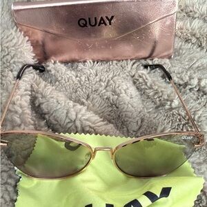 Quay Mirrored Rose Gold Sunglasses w/ case